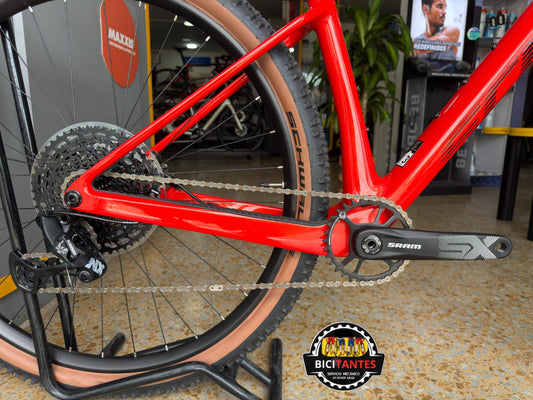 BICICLETA SCOTT SCALE 940 2024 CARBONO